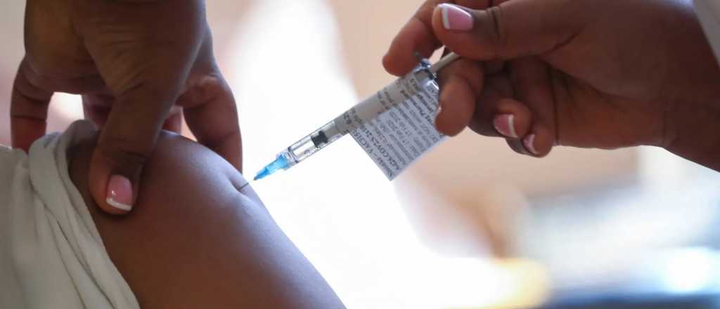 Por qué Sudáfrica desechó 2 millones de vacunas contra el covid