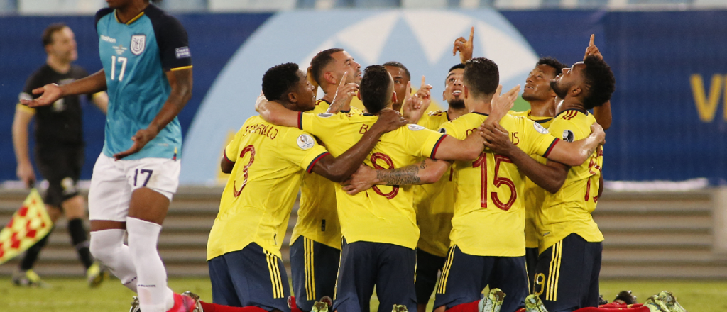 Colombia ganó con un gol anulado que terminó cobrando el VAR