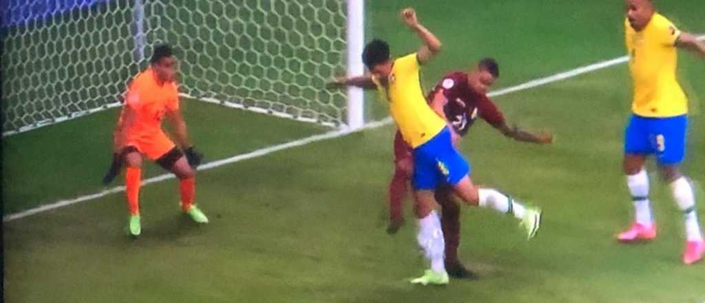 El gol acrobático de Marquinhos que sirvió para que Brasil gane