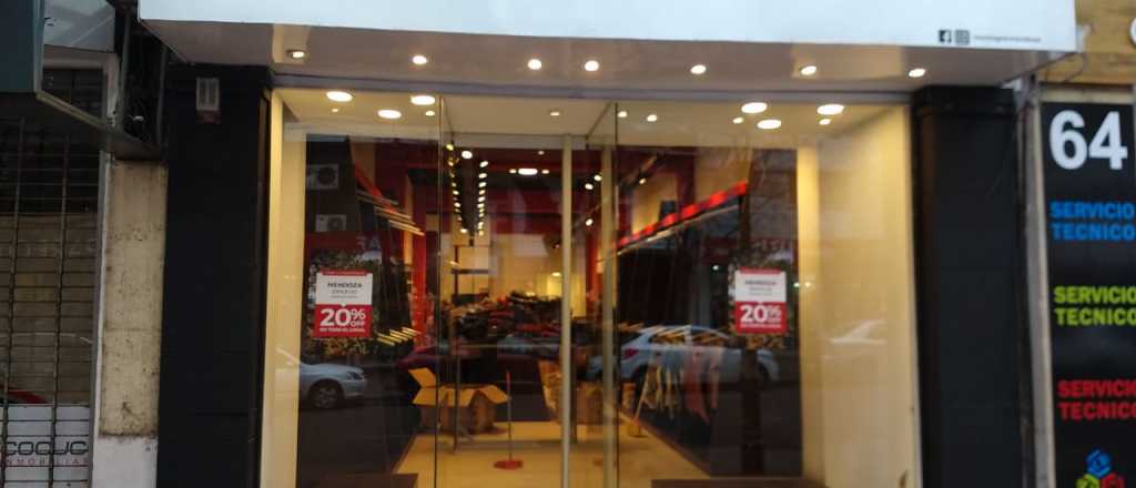 Abri&oacute; un local de indumentaria de monta&ntilde;a y deportiva en pleno centro