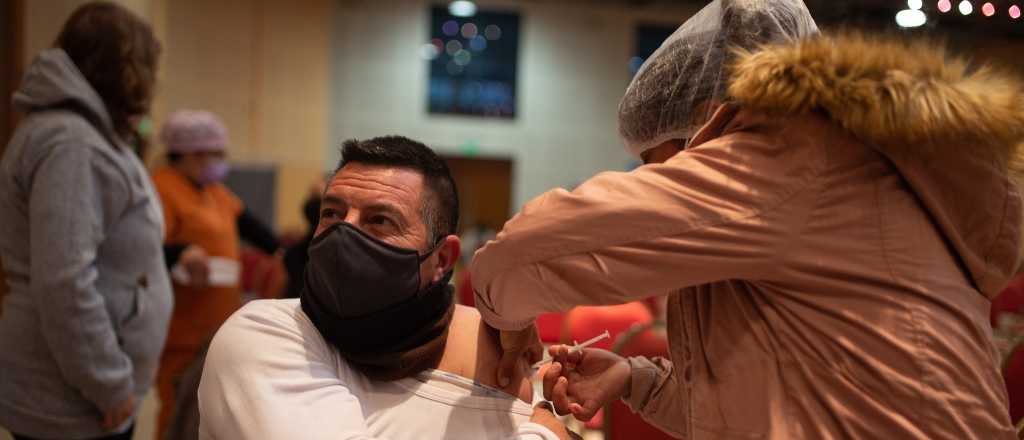 Mendoza registr&oacute; 734 nuevos contagios y 19 muertes por covid 