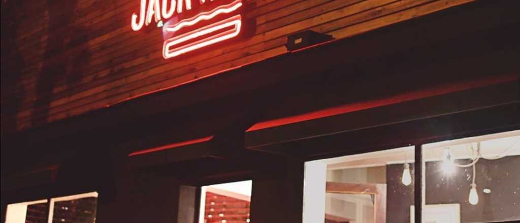 La hamburguesería top Jack House reemplaza a Zitto en Maipú