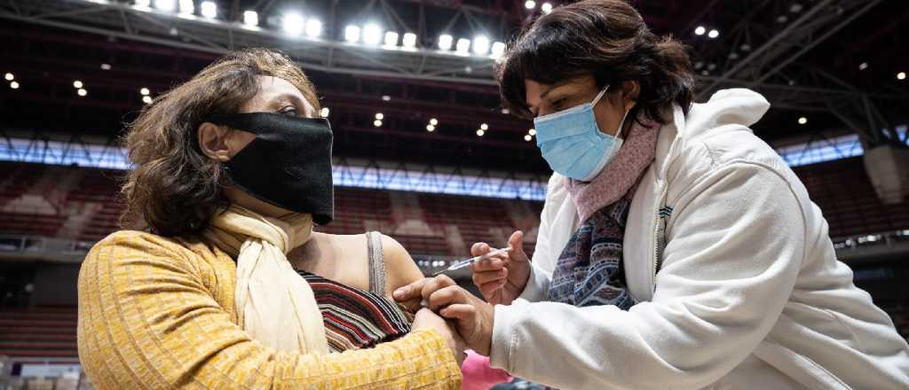 Sigue estable la curva de casos de coronavirus en Mendoza