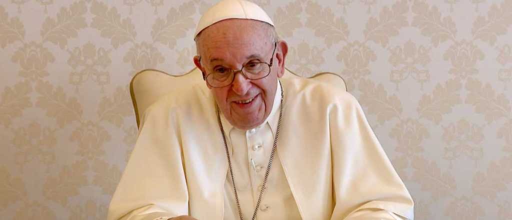 Interceptan una carta con tres balas dirigidas al Papa