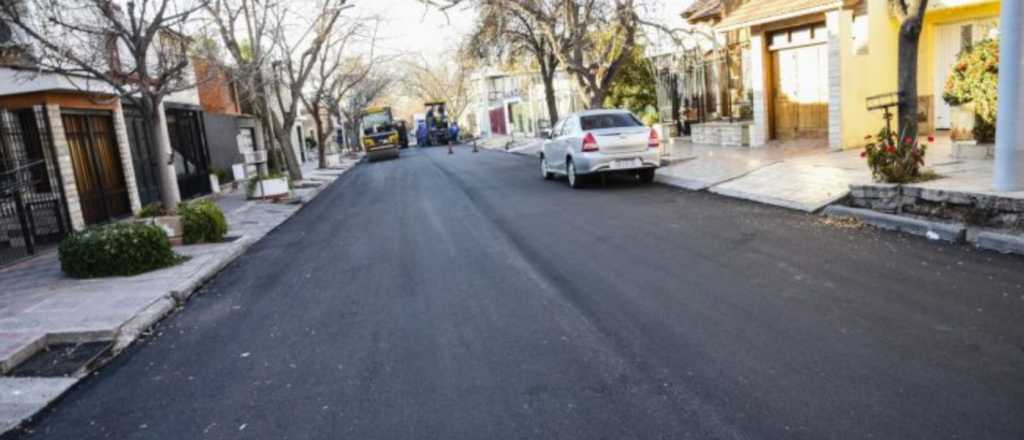 Guaymallén avanza con el asfalto en el barrio Unimev