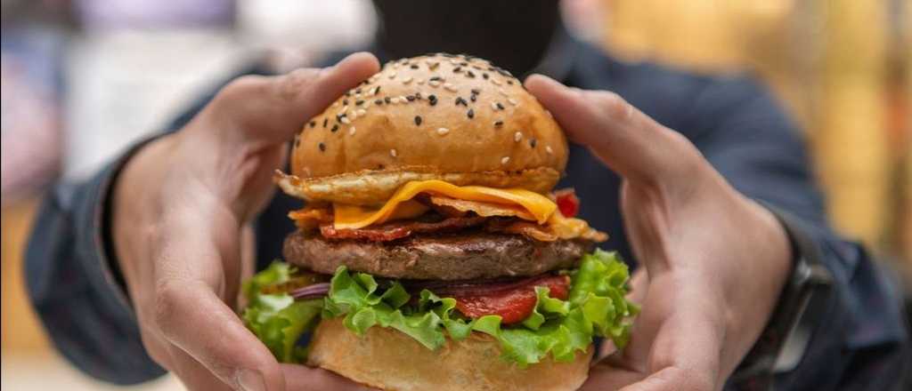 Un chef top del mundo abre su hamburguesería en Mendoza