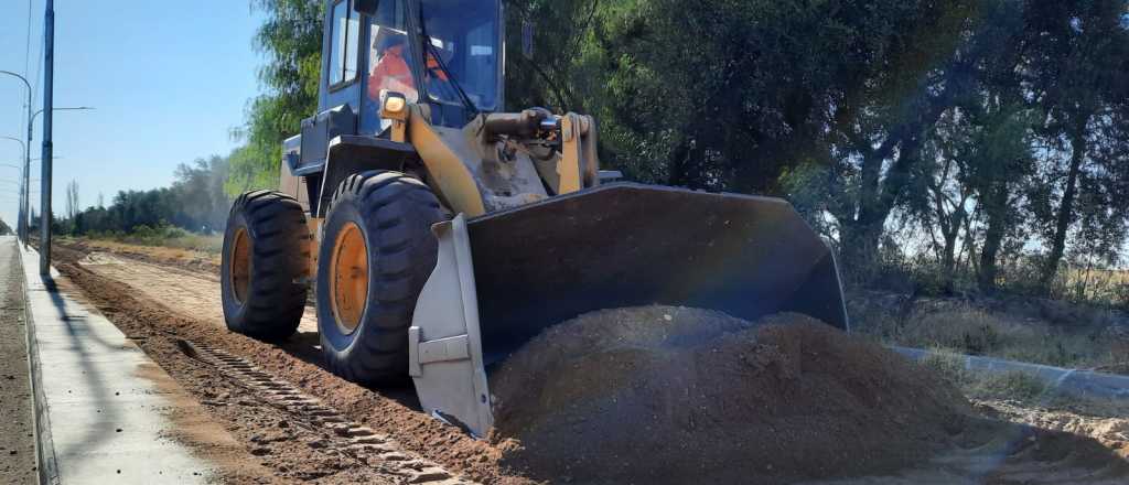 San Rafael comenzó a construir la ciclovía de calle Salas