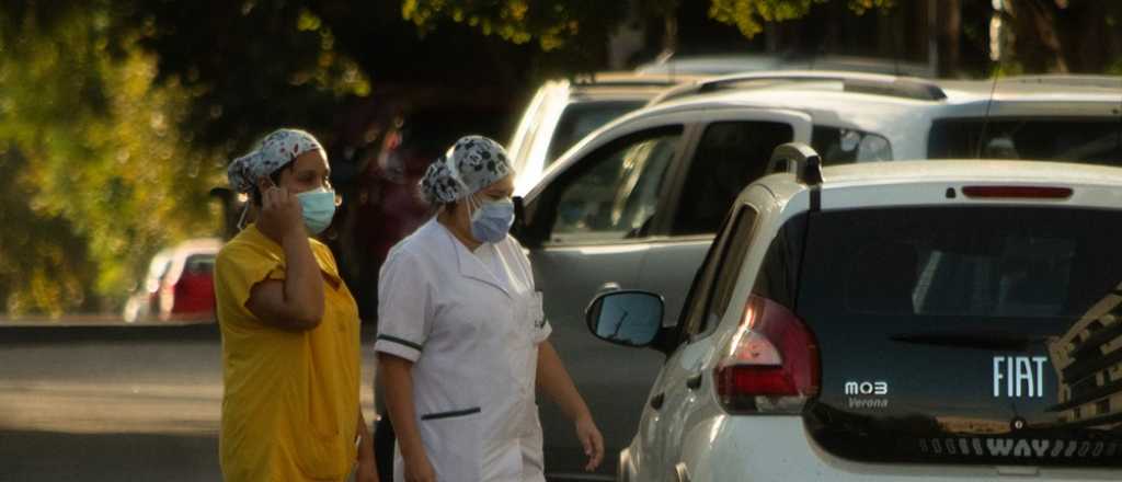 En Argentina se registraron 17.261 contagios y 465 muertes en 24 horas 