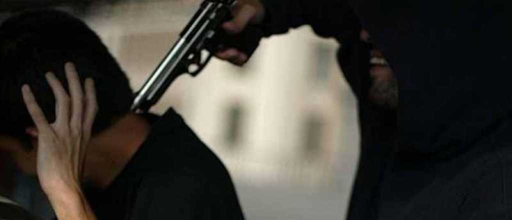 Dos asaltos en ventas pactadas por redes sociales, en Guaymallén y Luján