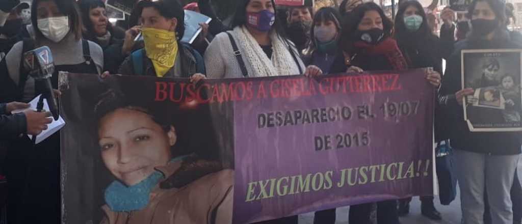 Desaparición de Gisela Gutiérrez: reclamo en Plaza Independencia