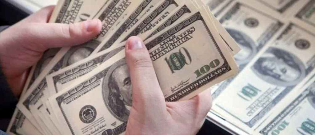 El dólar blue volvió a subir: ¿a cuánto se fue en Mendoza?