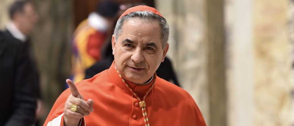 El Vaticano procesará este martes a un cardenal por malversación y soborno