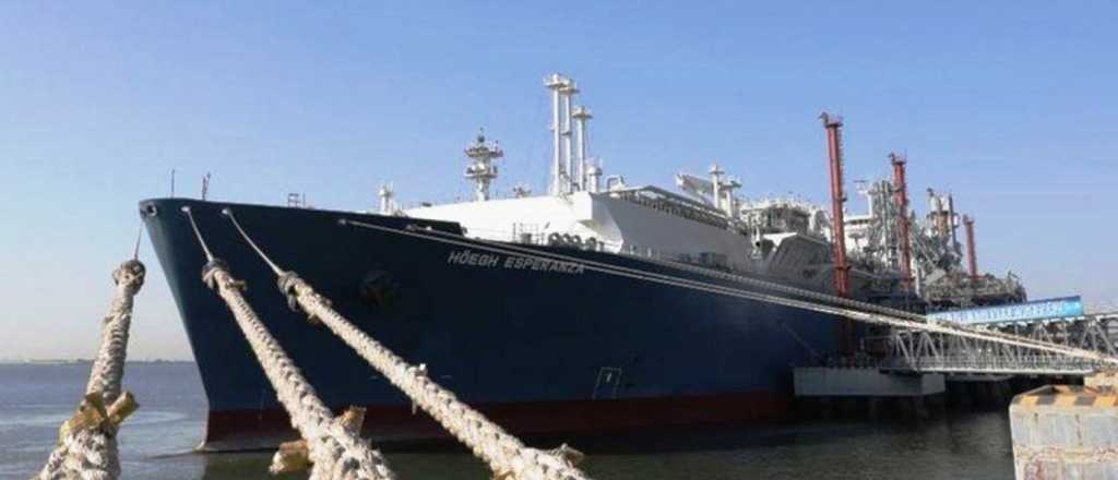 Un buque varado paraliz&oacute; la actividad en el R&iacute;o de la Plata unas 24 horas