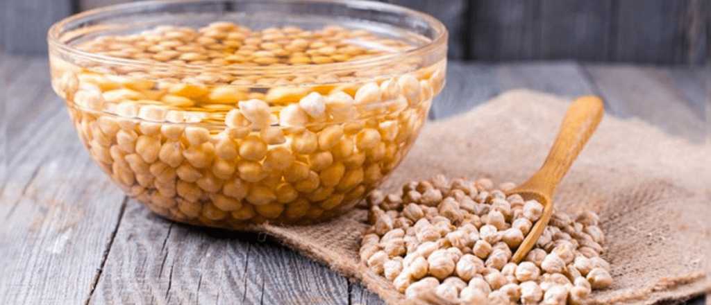 C&oacute;mo ablandar r&aacute;pido los garbanzos si olvidaste dejarlos en remojo