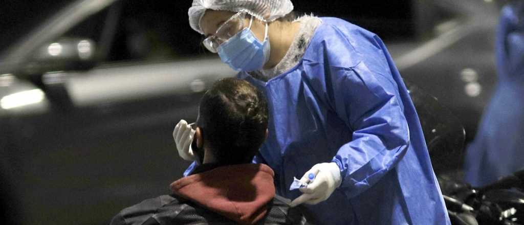 Mendoza registró este martes 603 casos de coronavirus y 16 muertos