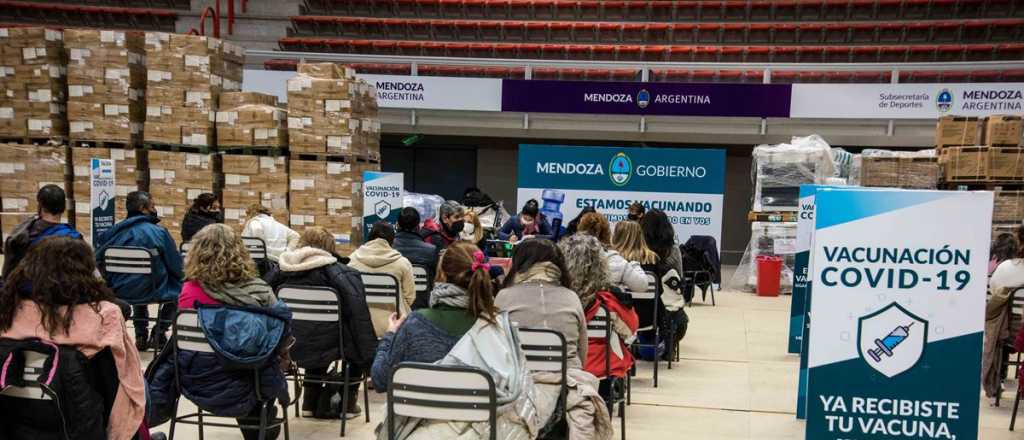 Vacunación docente en Mendoza: más de 60% con esquema completo