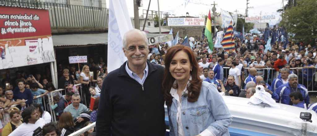 Montonero, diplom&aacute;tico y soci&oacute;logo, el pasado del nuevo titular de Defensa