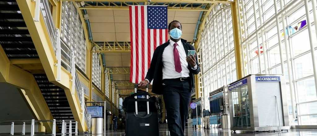 EEUU aceptar&aacute; visitantes con solo las vacunas aprobadas por la OMS