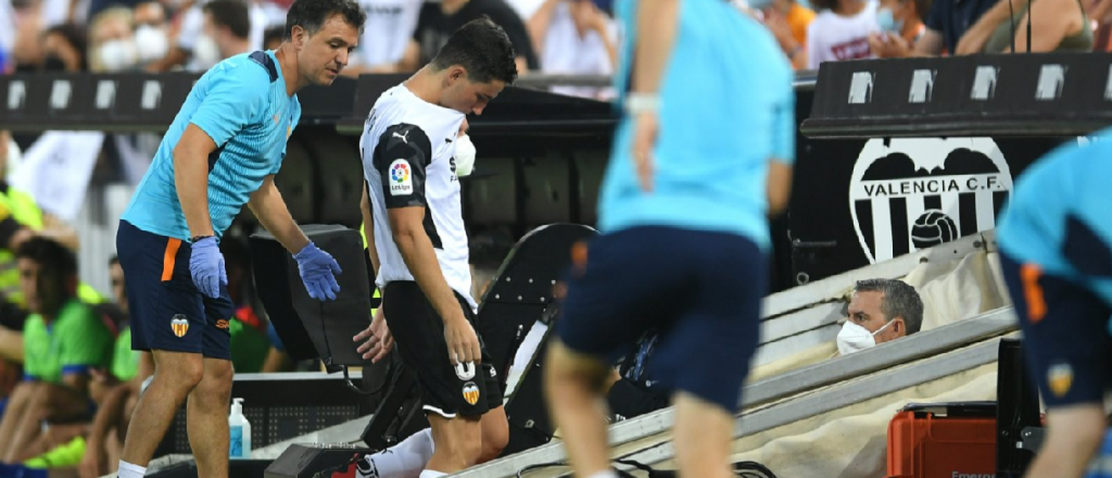 Comenz&oacute; LaLiga sin Messi y expulsaron a un jugador a los 3 minutos