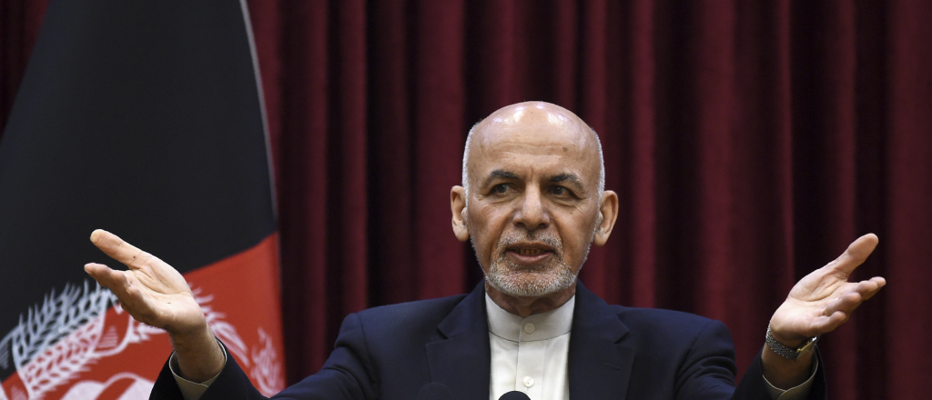 Afganistán promete "removilizar" al Ejército para frenar a los talibanes