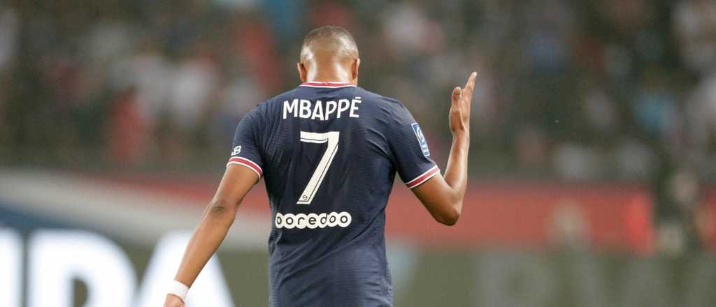 Por qué abuchearon a Mbappé cuando llegó al estadio del PSG