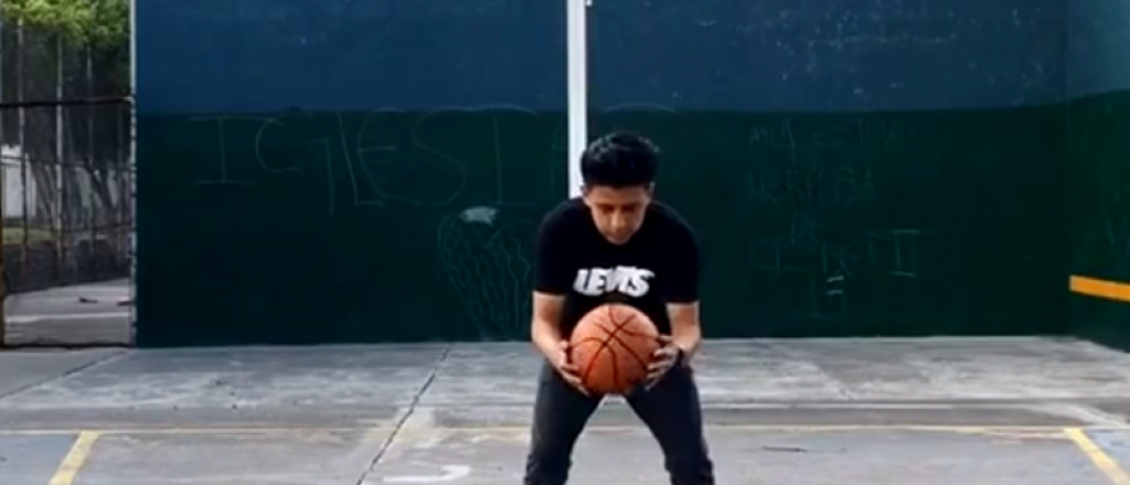 Video: el inesperado final en un desaf&iacute;o de punter&iacute;a