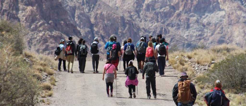 Las Heras invita a un senderismo por las "Huellas de Los Andes"