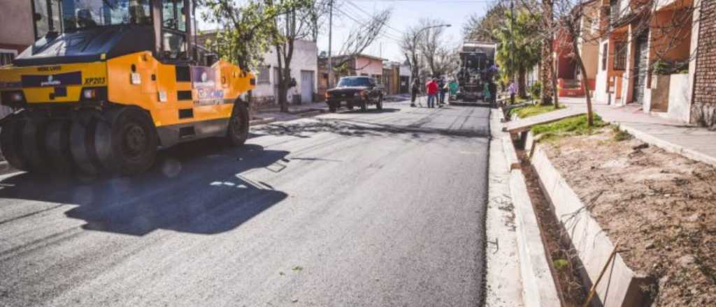 Guaymallén concluyó las obras de asfalto sobre calle Ferrari
