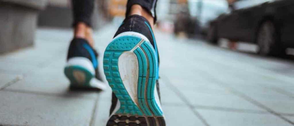 Adelgaz&aacute; caminando 30 minutos al d&iacute;a: 5 trucos