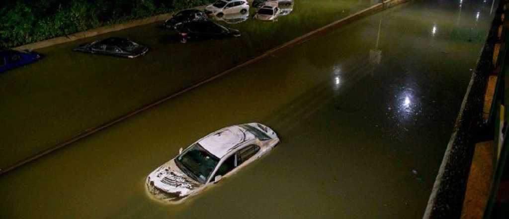 Lluvias e inundaciones en Nueva York provocan al menos ocho muertos