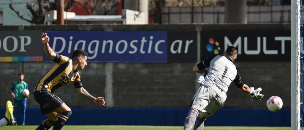 Gimnasia reaccionó sobre el final: lo empató, pero pudo ganarlo