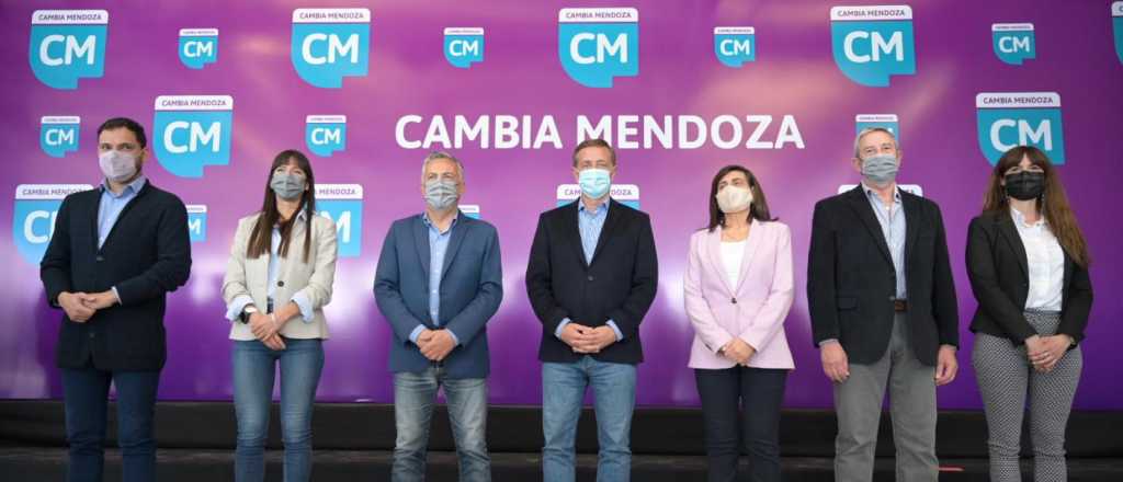 Cornejo, Suarez y Cobos cerraron su campaña en Godoy Cruz