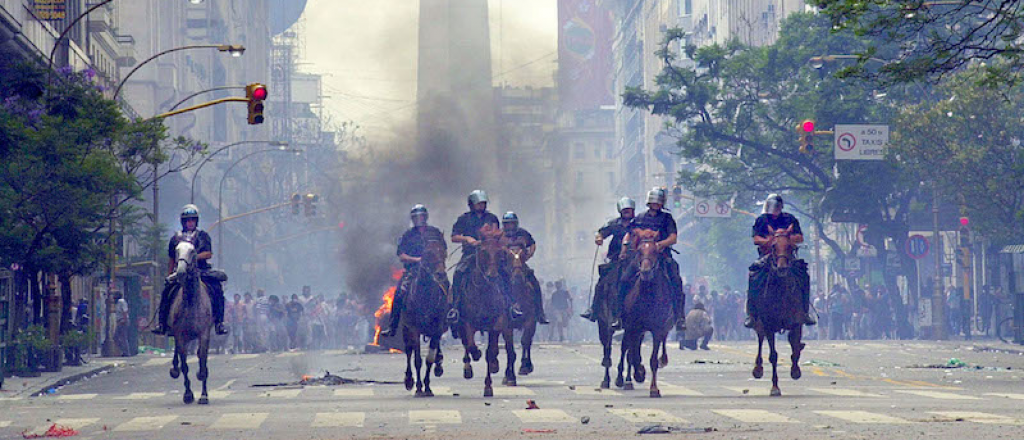 &iquest;Esto o 2001?: la opini&oacute;n de tres dirigentes mendocinos