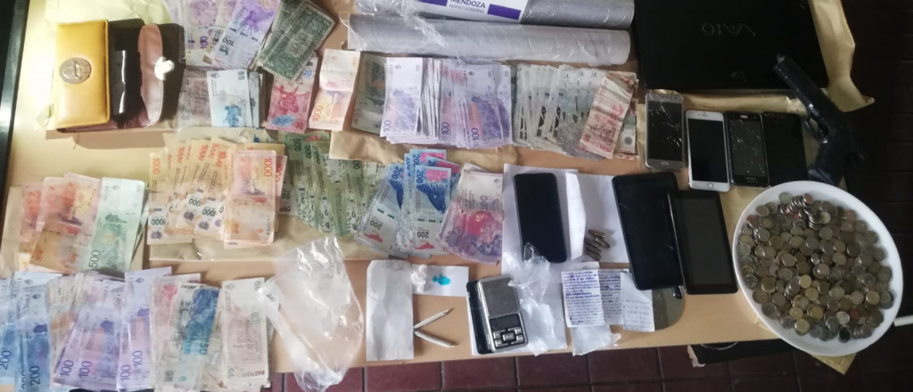 Una ex policía de Malargüe vendía drogas en su casa