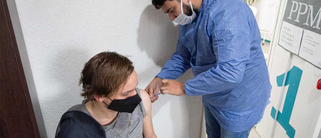 Contin&uacute;a el operativo de vacunaci&oacute;n en General Alvear