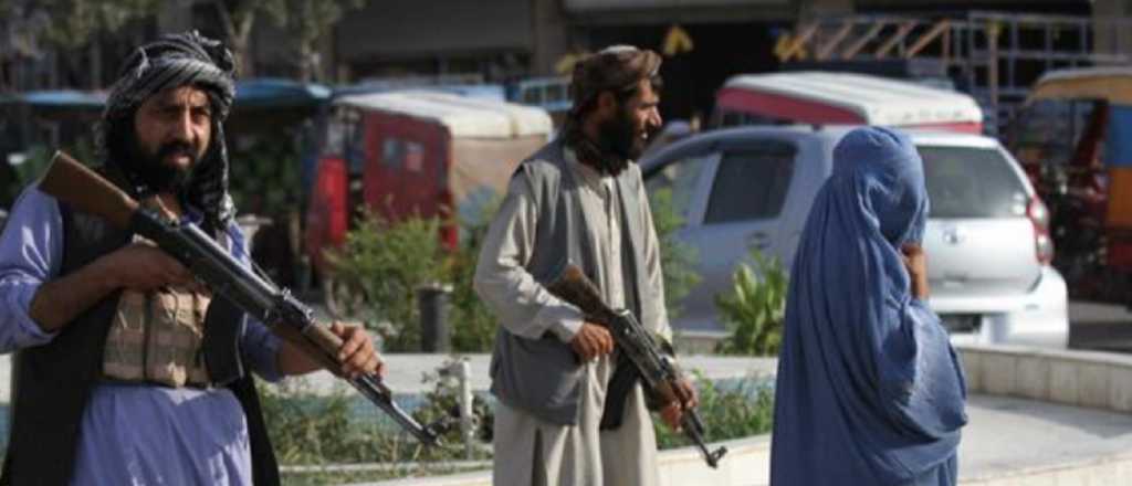Video: Talibanes matan a civiles en Afganistán
