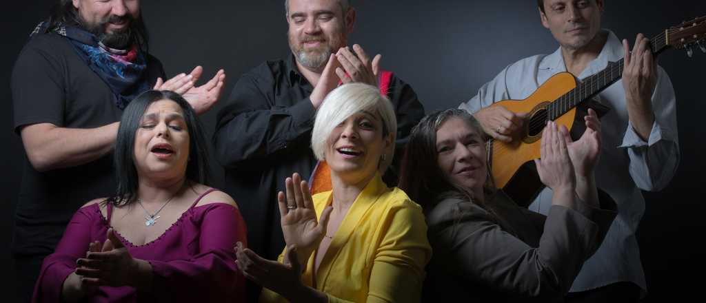 Simpecao presenta "25 años/Vida de locos" en el Teatro Independencia