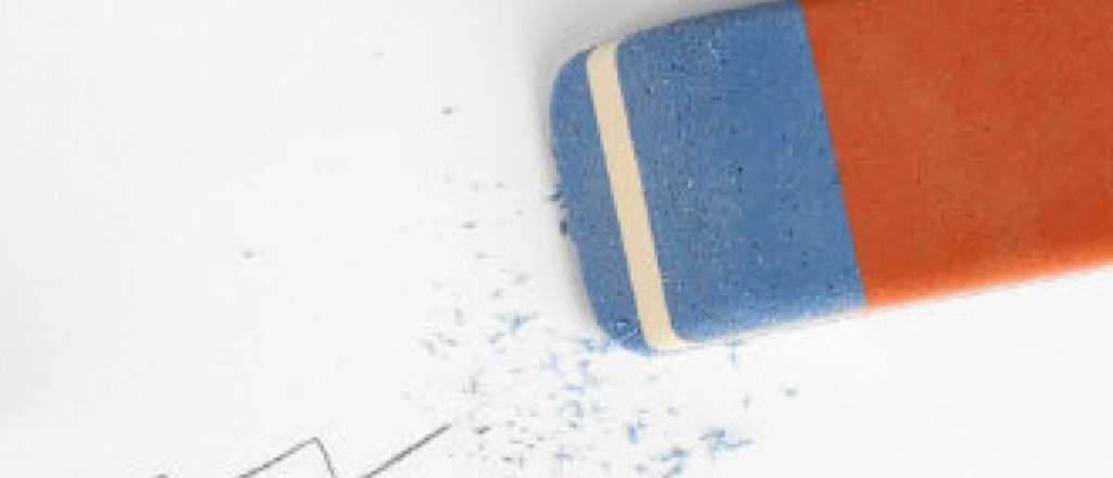 Fin del mito: ¿para qué sirve la parte azul de la goma de borrar?