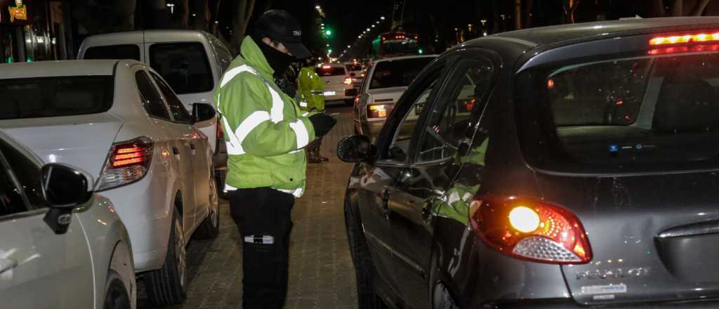 Año Nuevo sin muertos en accidentes viales y más de 1.000 multas en Mendoza