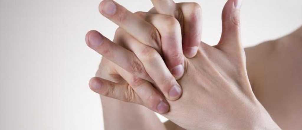 Crack!.. Crujirse los dedos ¿es bueno o malo?