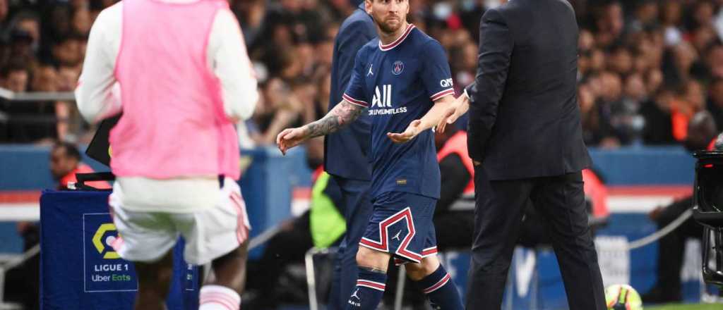 Video: Messi fue el primer cambio del PSG y salió muy enojado