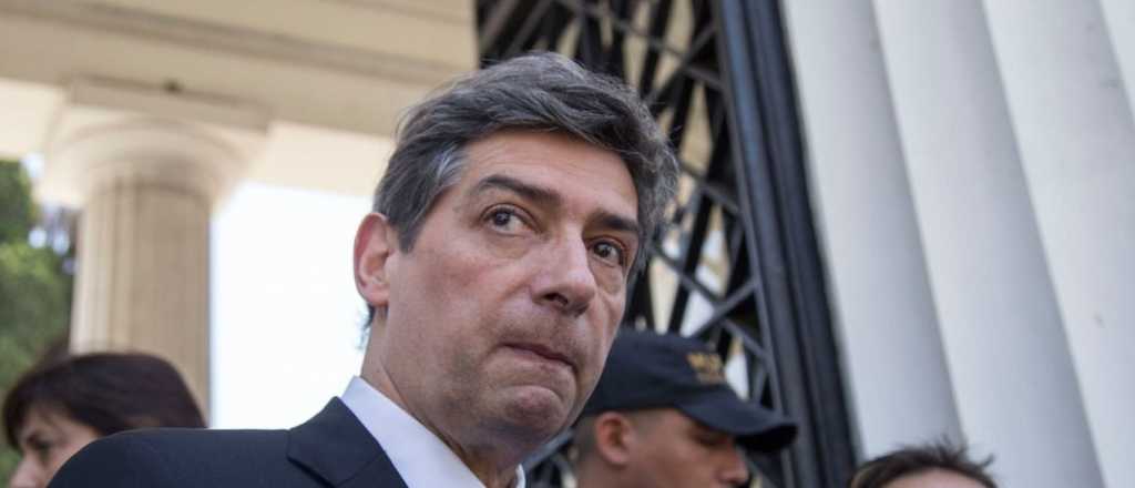 Rosatti advirtió que si la dolarización "elimina el peso" es "inconstitucional"