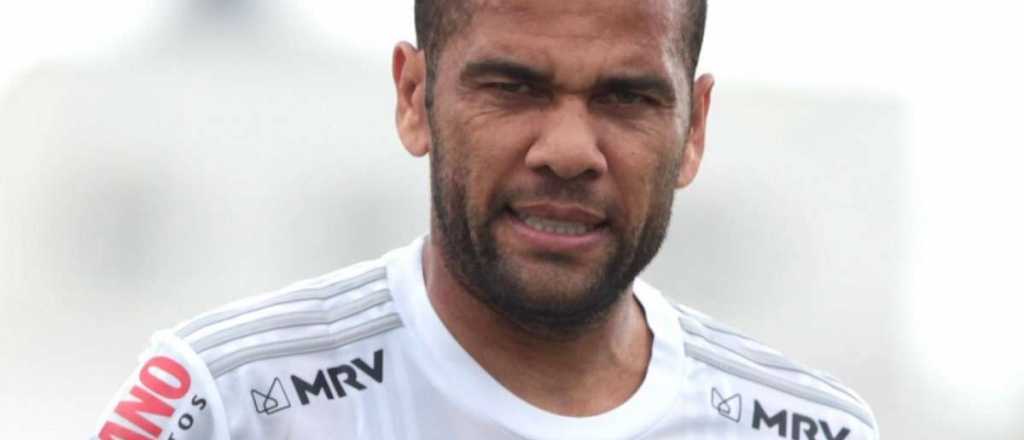 Bombazo de Dani Alves: el inesperado club en el que jugar&aacute;