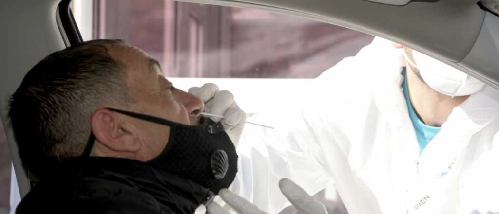 Ajustan testeos para que no se escurran los casos de Delta y Ómicron 