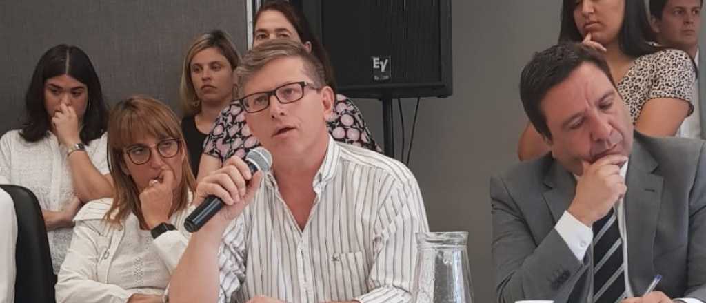 Guillermo Mosso le pide a Gustavo Guti&eacute;rrez que se baje de las elecciones