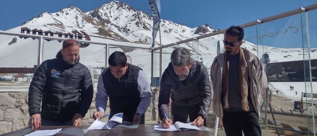 Ciudad firmó un convenio con Malargüe por políticas de montaña