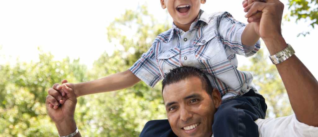 D&iacute;a del Padre en junio, la celebraci&oacute;n de EEUU que desplaz&oacute; a San Mart&iacute;n 
