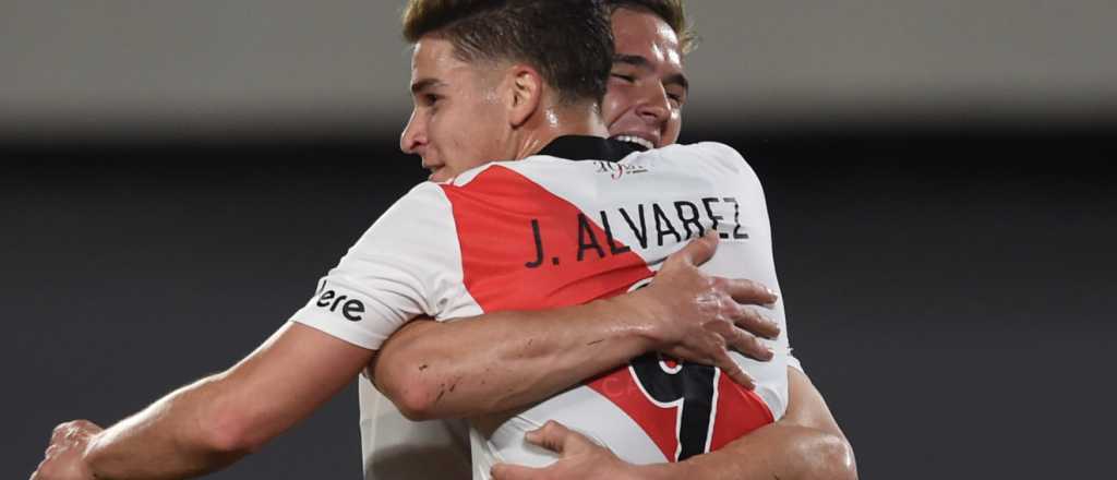 Con un &Aacute;lvarez gigante, River gan&oacute; el cl&aacute;sico y estir&oacute; la diferencia