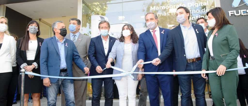 Suarez inauguró una nueva sede de la FUESMEN en Maipú