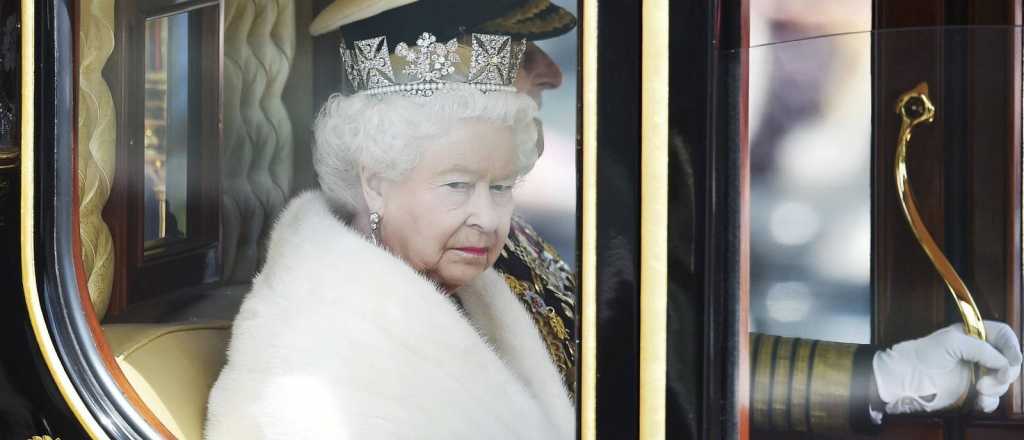 La Reina Isabel II busca empleado: cu&aacute;nto ofrece de sueldo